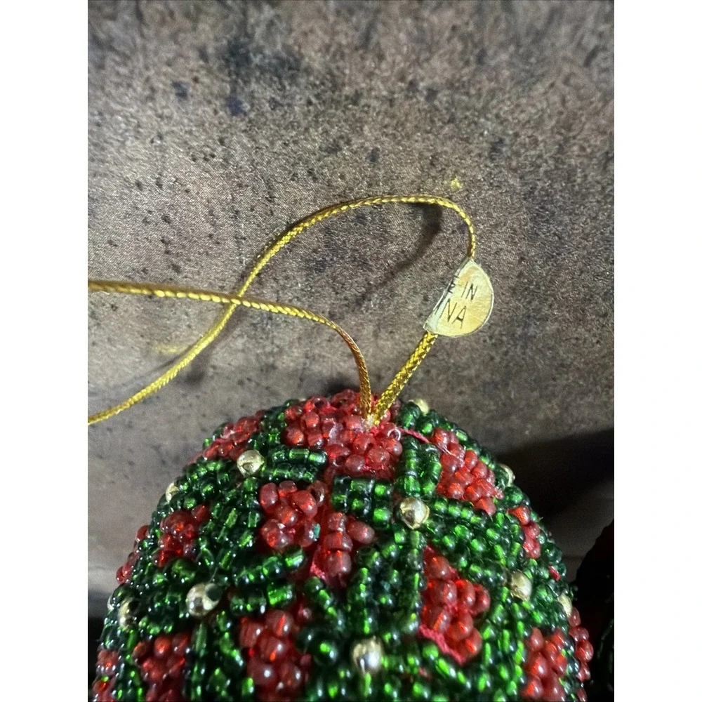 Lot 4 Vtg Hand Beaded Seed Bead Egg Christmas Tree Ornaments Red Green Geometric